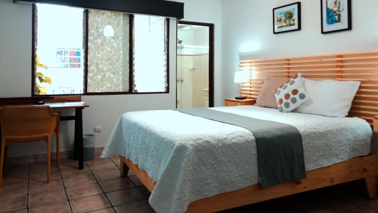 Trebol Amarillo Bed & Breakfast Escazú Zewnętrze zdjęcie