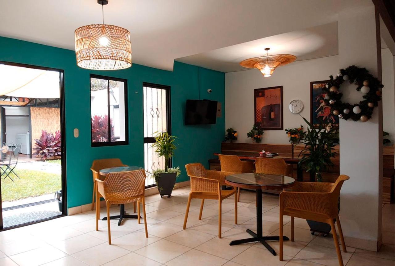 Trebol Amarillo Bed & Breakfast Escazú Zewnętrze zdjęcie